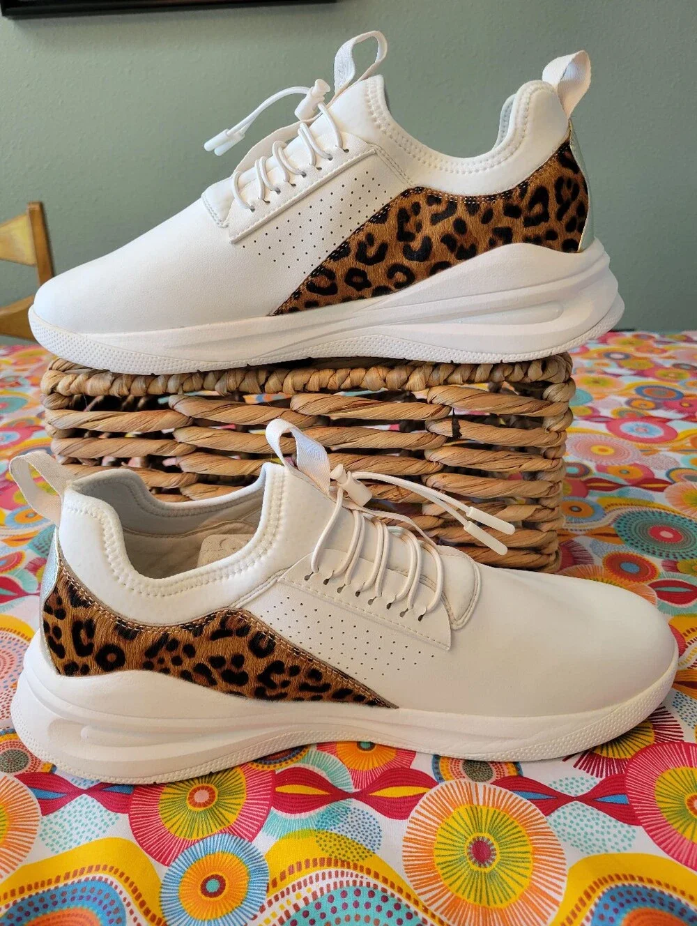 Clove Classic Shoes Sneakers  Leopard White Leopard Men's 11.5 Women's 13
